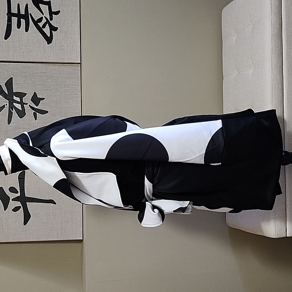 Jacket - Picture 2 of 5